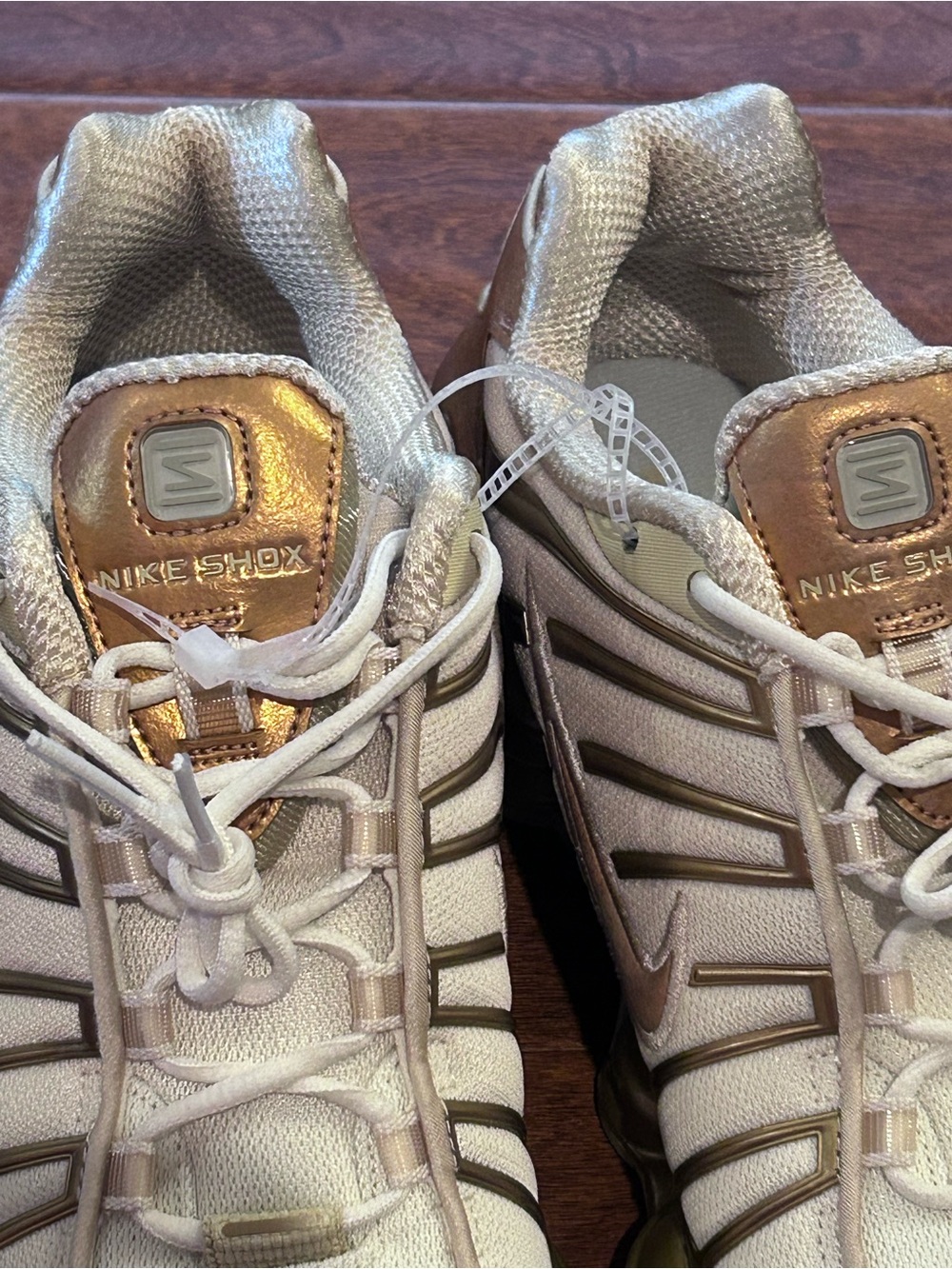 NEW Nike Shox TL Metallic Gold/Celestial Gold/Copper IM7189 113 Women’s US 7.5 - Picture 7 of 13